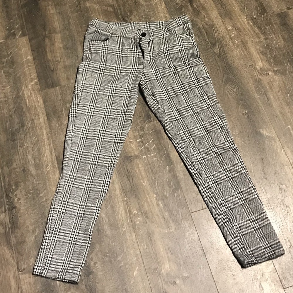 Brandy Melville Plaid/Houndstooth Pants